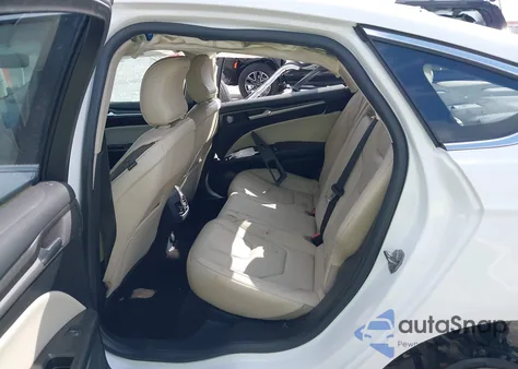 2018 Ford Fusion Titanium z USA, uszkodzony, nr VIN 3FA6P0D95JR155150